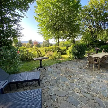 Tatil Evi Charming With Garden